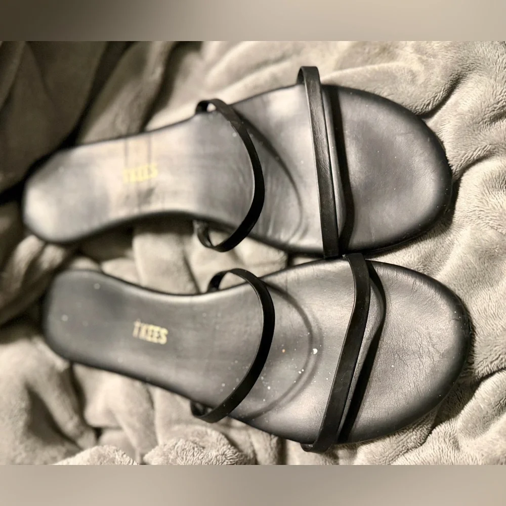 GUC TKEES Gemma Black Strappy Sandals - Picture 4 of 12